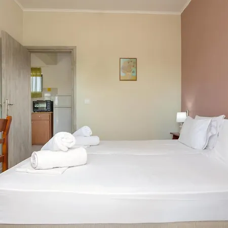 Διαμέρισμα Eleni & Αλυκών